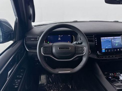 Used 2022 Jeep Wagoneer Series I image 23