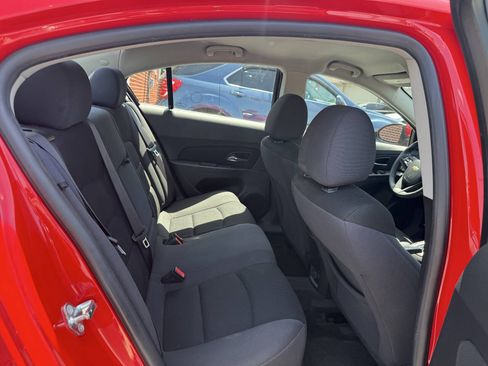 Used 2016 Chevrolet Cruze LT FWD image 19