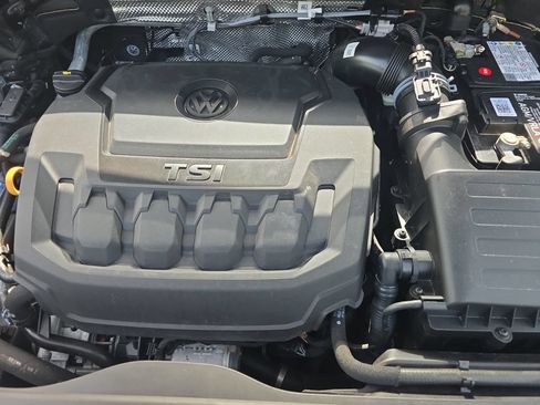 Certified 2023 Volkswagen Tiguan SE AWD/4WD image 30