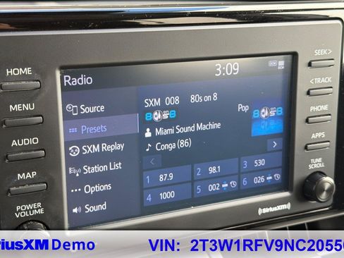 Used 2022 Toyota RAV4 XLE FWD image 39