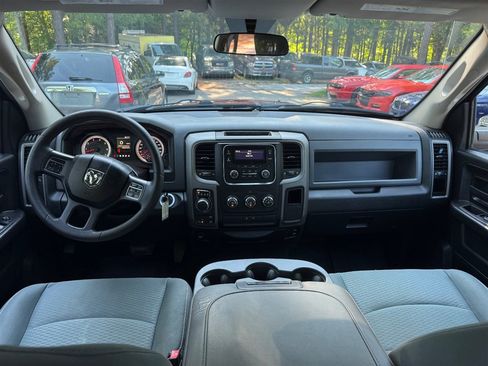 Used 2015 RAM 1500 Express AWD/4WD image 13
