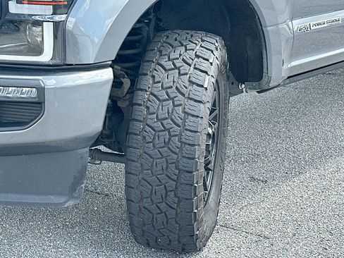 Used 2022 Ford F250 Lariat w/ Lariat Ultimate Package AWD/4WD image 25