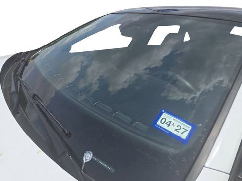Used 2025 Volkswagen Jetta GLI Autobahn FWD image 13