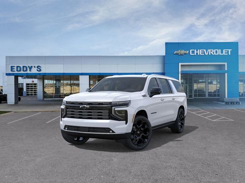 New 2026 Chevrolet Suburban High Country image 9