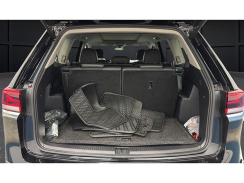 Used 2024 Volkswagen Atlas SEL AWD/4WD image 27
