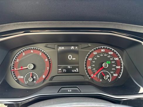 Used 2019 Volkswagen Jetta SE w/ Cold Weather Package FWD image 20