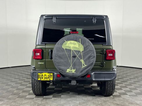 Used 2021 Jeep Wrangler Unlimited Sahara AWD/4WD image 7