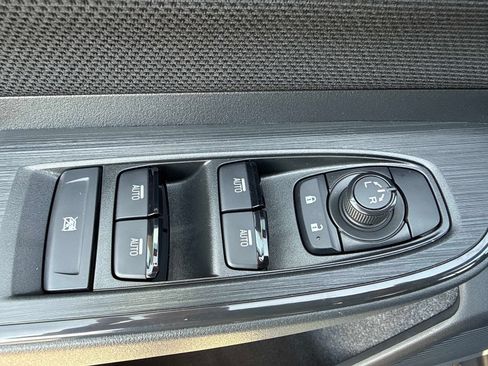 Certified 2026 Subaru Outback Limited AWD/4WD image 18