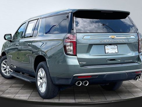 Used 2023 Chevrolet Suburban Premier AWD/4WD image 13
