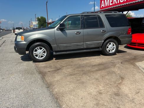Used 2005 Ford Expedition XLT AWD/4WD image 5