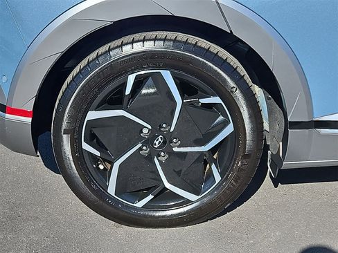 Used 2024 Hyundai Ioniq 5 Limited image 12