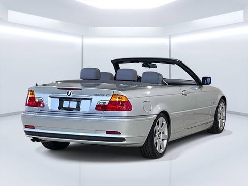 Used 2001 BMW 325Ci Convertible RWD image 8