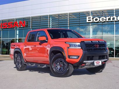 Used 2025 Nissan Frontier PRO-4X w/ Pro Premium Package