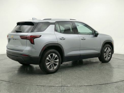 Used 2025 Chevrolet Equinox LT image 9