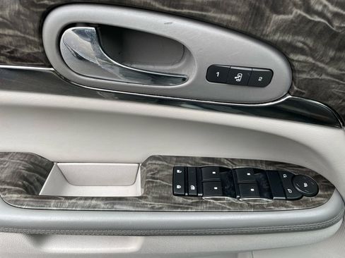 Used 2013 Buick Enclave Leather image 34