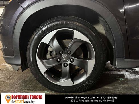 Used 2018 Honda HR-V EX image 9