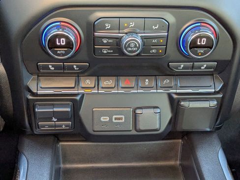 Used 2020 Chevrolet Silverado 1500 RST w/ Texas Edition image 19