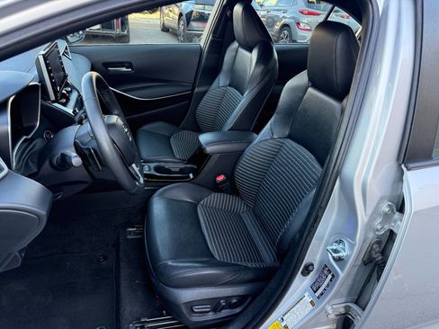Used 2021 Toyota Corolla XSE w/ Carpet Mat Package (TMS) image 3