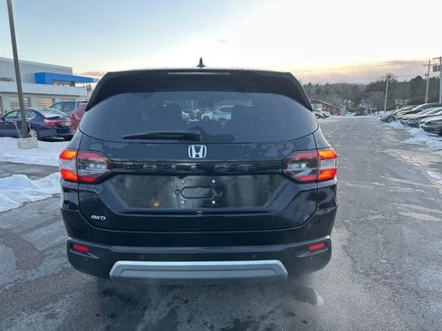 Certified 2024 Honda Pilot EX-L image 6