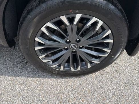 New 2026 Nissan Rogue Platinum AWD/4WD image 9