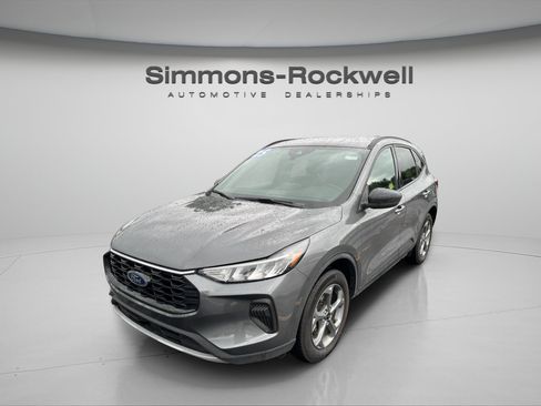 Used 2025 Ford Escape ST-Line AWD/4WD image 1