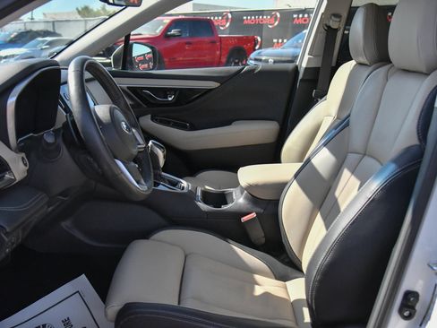 Used 2022 Subaru Outback Limited AWD/4WD image 18