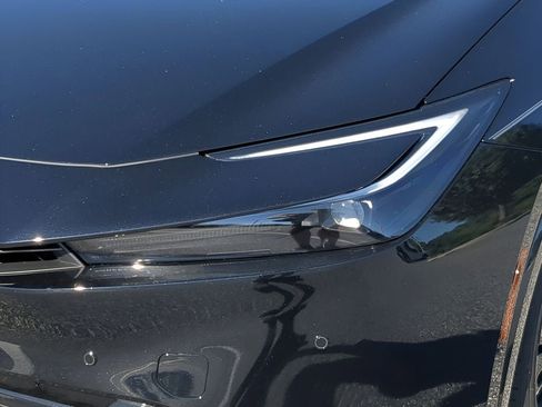 New 2026 Toyota Prius Plug-In Hybrid FWD image 19