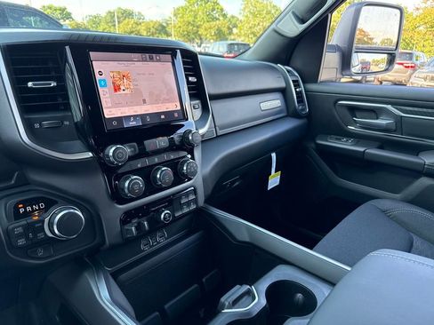 Used 2025 RAM 1500 Big Horn image 13
