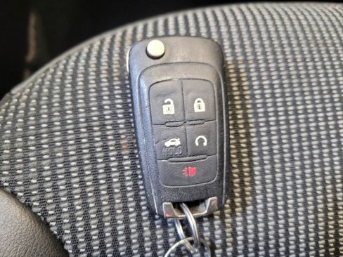 Used 2016 Chevrolet Malibu LT w/ Power Convenience Package FWD image 32