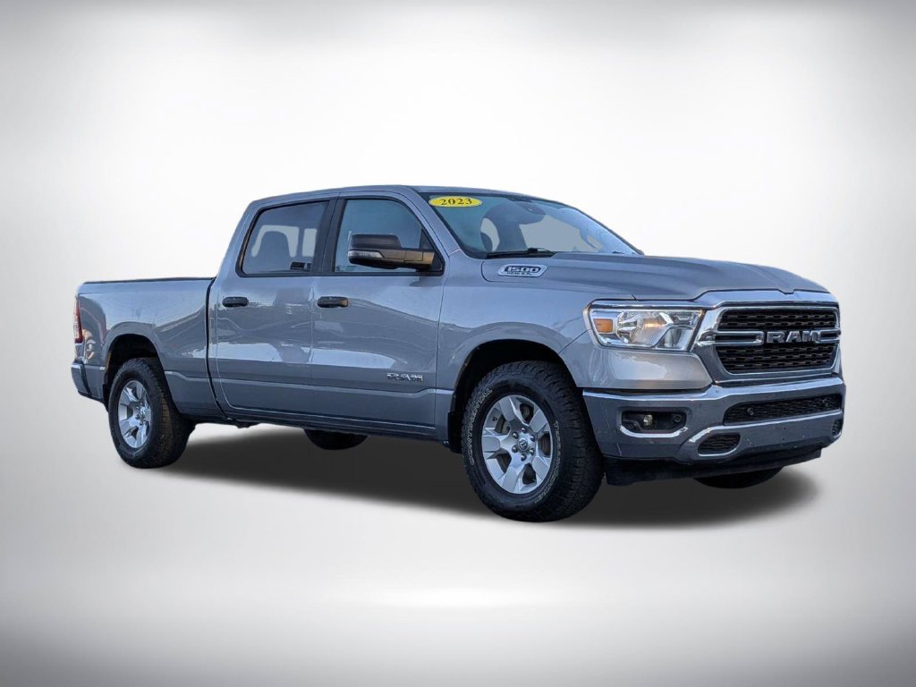 Used 2023 RAM 1500 Lone Star AWD/4WD image 2