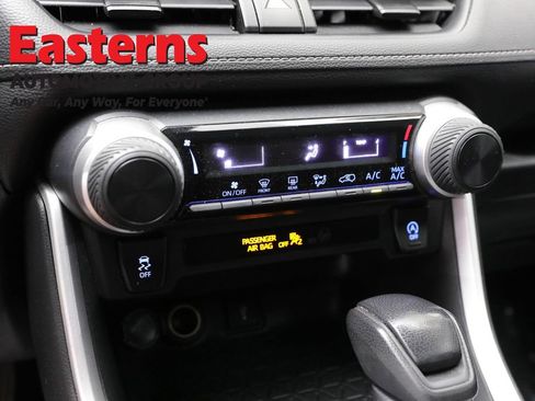 Used 2020 Toyota RAV4 LE w/ All Weather Liner Package AWD/4WD image 19