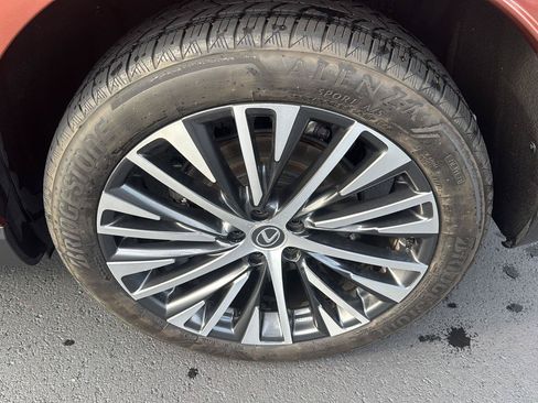Used 2023 Lexus RX 350 Premium Plus w/ Cold Area Package AWD/4WD image 9