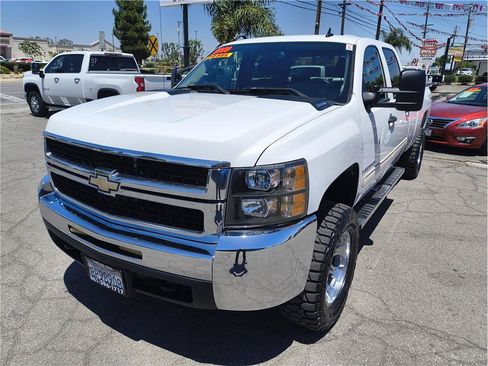 Used 2009 Chevrolet Silverado 2500 LT AWD/4WD image 17