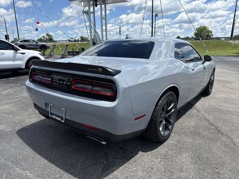 Used 2022 Dodge Challenger R/T Scat Pack RWD image 13