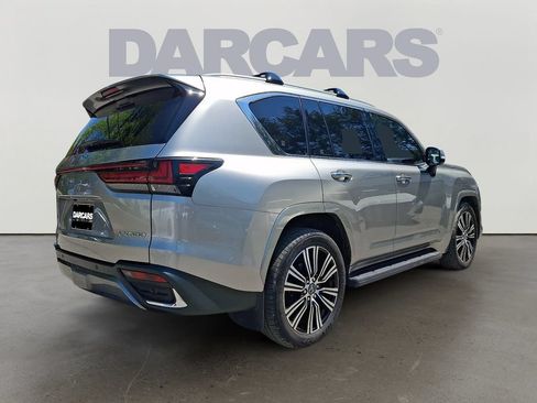 Used 2026 Lexus LX 600 4WD w/ Luxury Package image 7