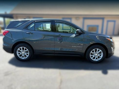 Used 2019 Chevrolet Equinox LS image 8