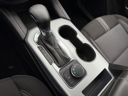 Used 2025 Chevrolet Blazer LT image 41