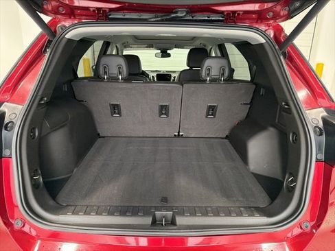 Used 2020 Chevrolet Equinox Premier image 30