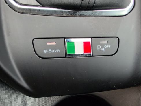 Used 2024 Alfa Romeo Tonale Veloce image 31