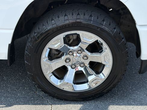 Used 2022 RAM 1500 Big Horn AWD/4WD image 12