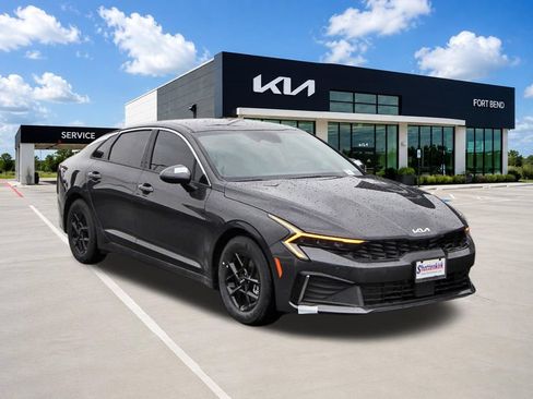 New 2026 Kia K5 LXS FWD image 7