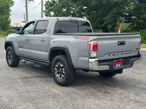 Used 2021 Toyota Tacoma TRD Off-Road AWD/4WD image 6