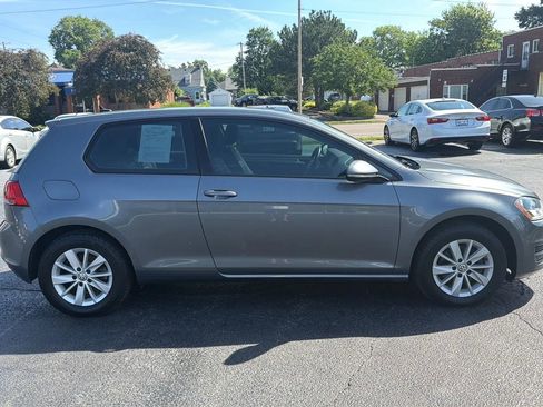 Used 2015 Volkswagen Golf S FWD image 4