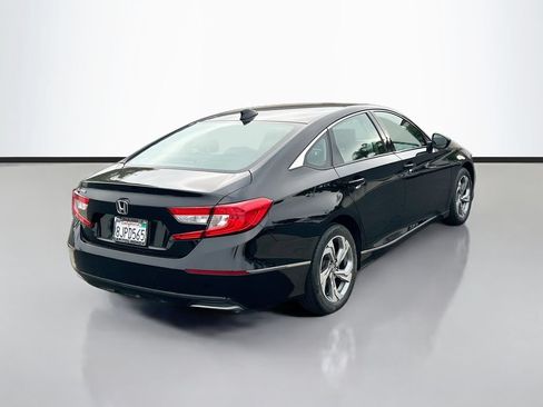 Used 2018 Honda Accord EX image 5