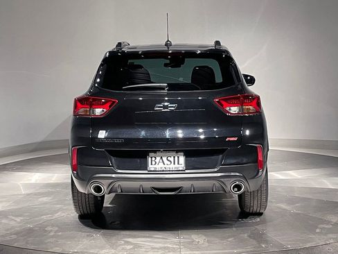 Used 2023 Chevrolet TrailBlazer RS FWD image 12