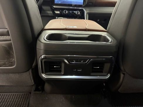 New 2026 GMC Sierra 1500 Denali Ultimate image 16