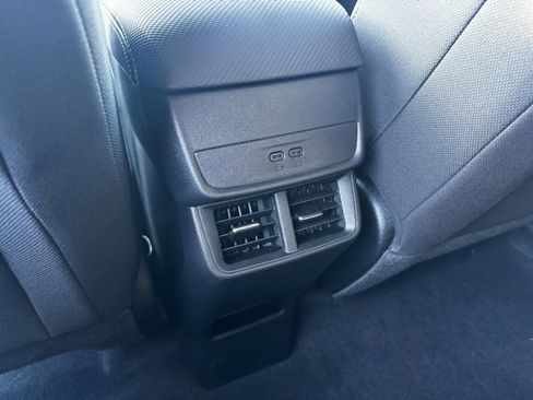 New 2026 Chevrolet Equinox LT image 7