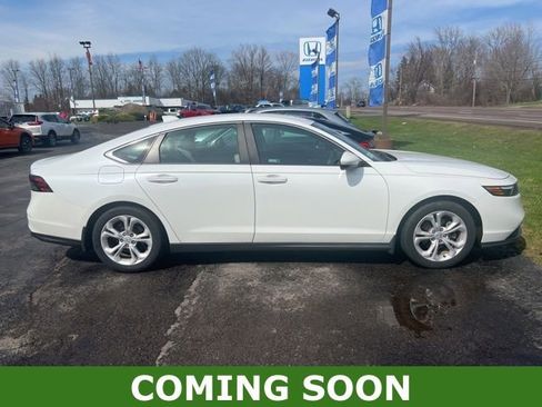 Used 2023 Honda Accord LX image 1