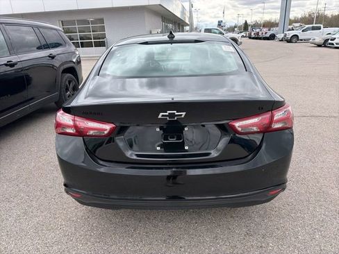 Used 2023 Chevrolet Malibu LT w/ Midnight Edition FWD image 9