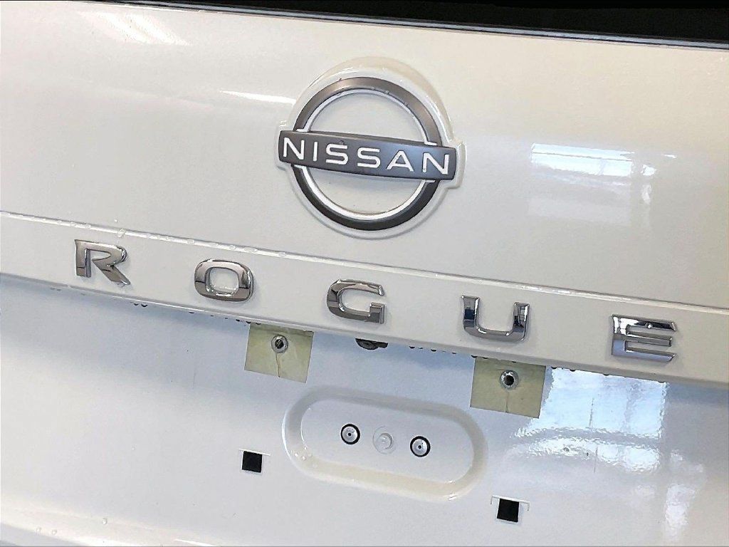 Certified 2023 Nissan Rogue SV AWD/4WD image 28
